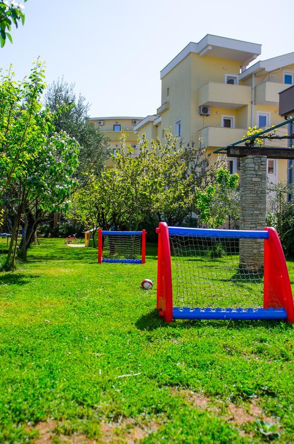 Hotel Mir Međugorje Kültér fotó