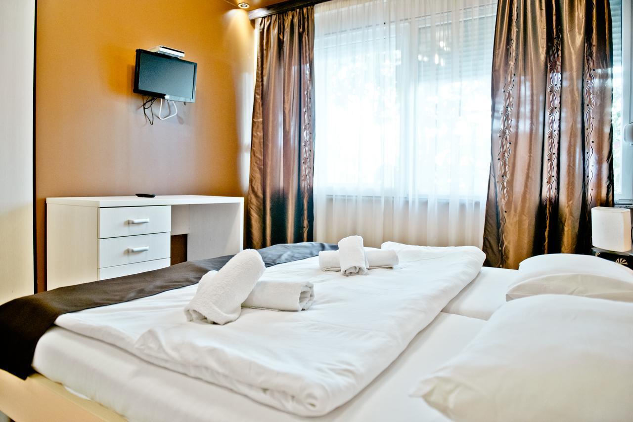 Hotel Mir Međugorje Kültér fotó